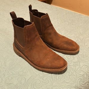 Men’s Clark’s desert Chelsea boots 8.5
